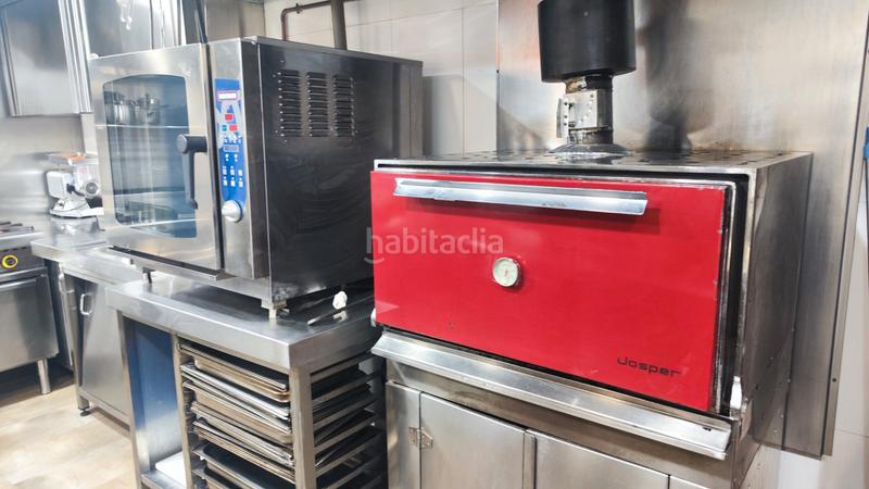 Foto 5dd68ccc-c616-4610-ba48-8ef23cec83f8. Umzug geschäftsraum mit heizung in Centre Santa Coloma de Gramenet