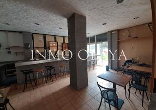 Local Comercial a Bellvitge. Venta local + licencia c1