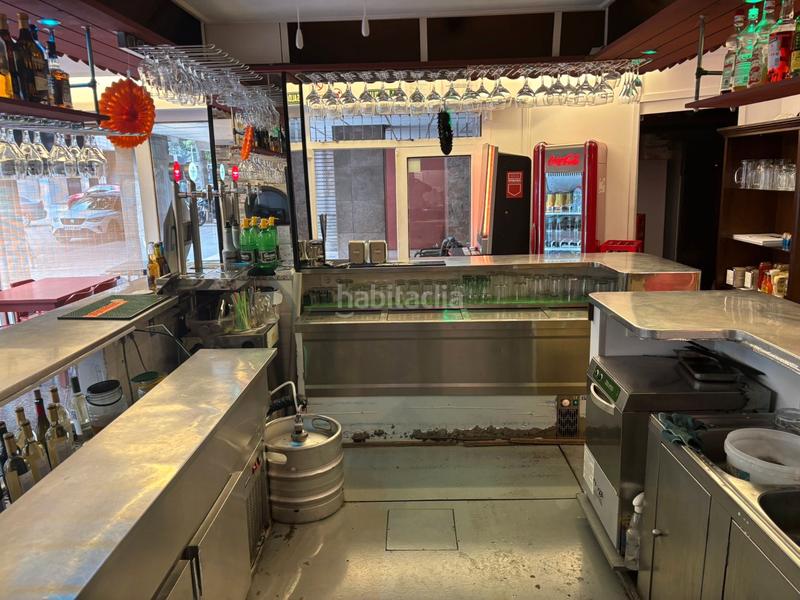 Foto 3633306c-f0ee-438e-82bd-6319599ff831. Pas-de-porte local commercial avec chauffage dans El Clot Barcelona