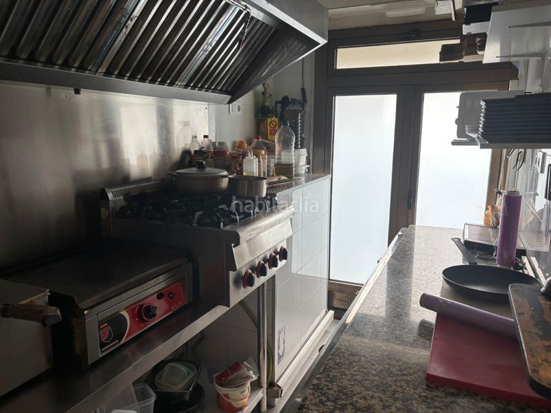 Foto 9a8b6f42-dfcd-4358-8383-1e6869e34434. Pas-de-porte local commercial avec chauffage dans El Clot Barcelona