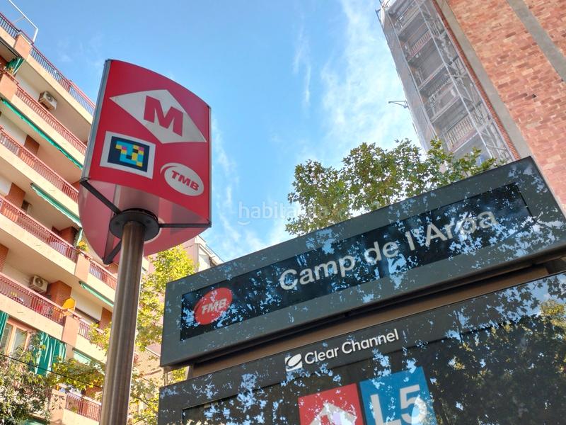 Foto b247cf01-2514-492d-b4d6-70bb9f7ea22d. Locale commerciale in Carmel Barcelona