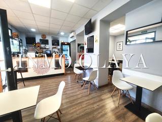 Traspàs Local Comercial a Vilapicina - Torre Llobeta. Traspaso bar cafetería en nou barris – barcelona con terraza