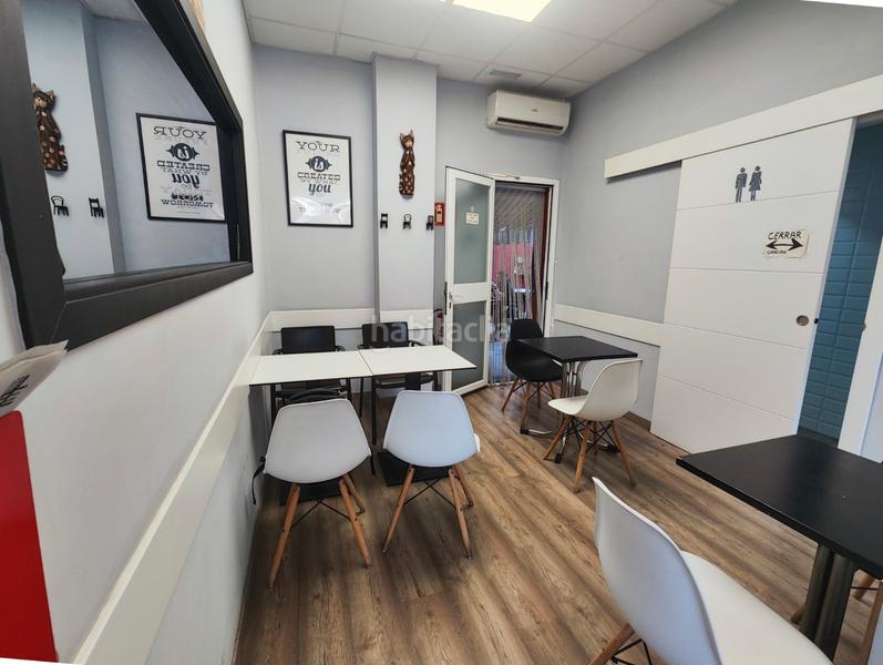 Foto c50413c6-1450-4c58-9201-867d85ae4709. Traspaso local comercial traspaso bar cafetería en nou barris – con terraza en Barcelona