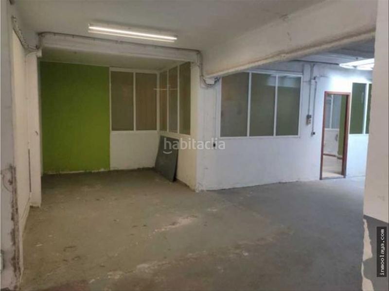 Foto 0b86415f-4d2e-47f2-b071-f2859232ebe7. Local commercial avec chauffage dans Centre Badalona