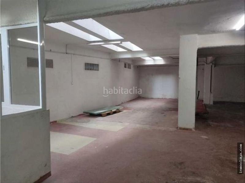 Foto 2edfa6f0-0ab0-44c1-bfea-23e9aa851366. Local commercial avec chauffage dans Centre Badalona