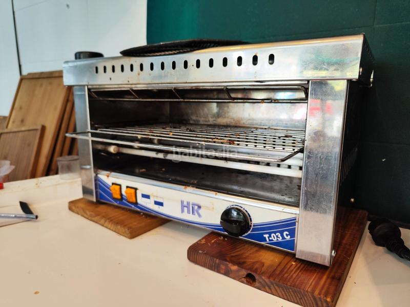 Foto abb954cd-1ffb-4429-a58e-f3a44588eedc. Transfer business premise with heating in El Clot Barcelona