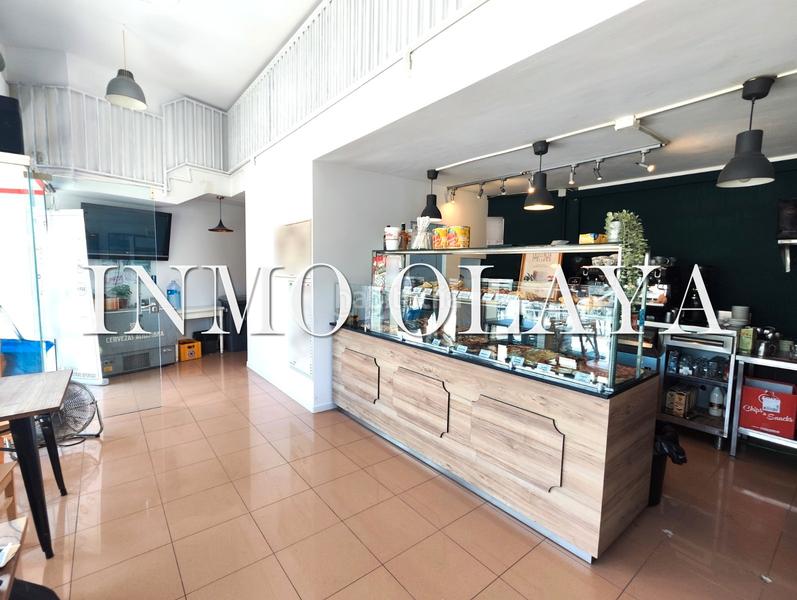 Foto 31f005bd-02e4-43ae-a1cf-f6369f2e7cad. Traspaso local comercial traspaso panaderia cafeteria con terraza en clot en Barcelona