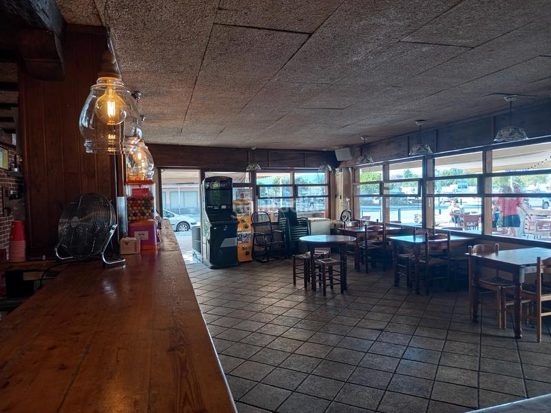 Foto 64c52e78-c2cb-437f-8893-338f17f1d887. Traspaso local comercial traspaso de bar restaurante de barrio desde 1997 en La Pineda en Vila-seca
