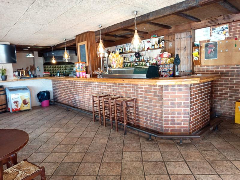 Foto acf03058-7165-4dc4-8167-56b2448bd692. Traspaso local comercial traspaso de bar restaurante de barrio desde 1997 en La Pineda en Vila-seca