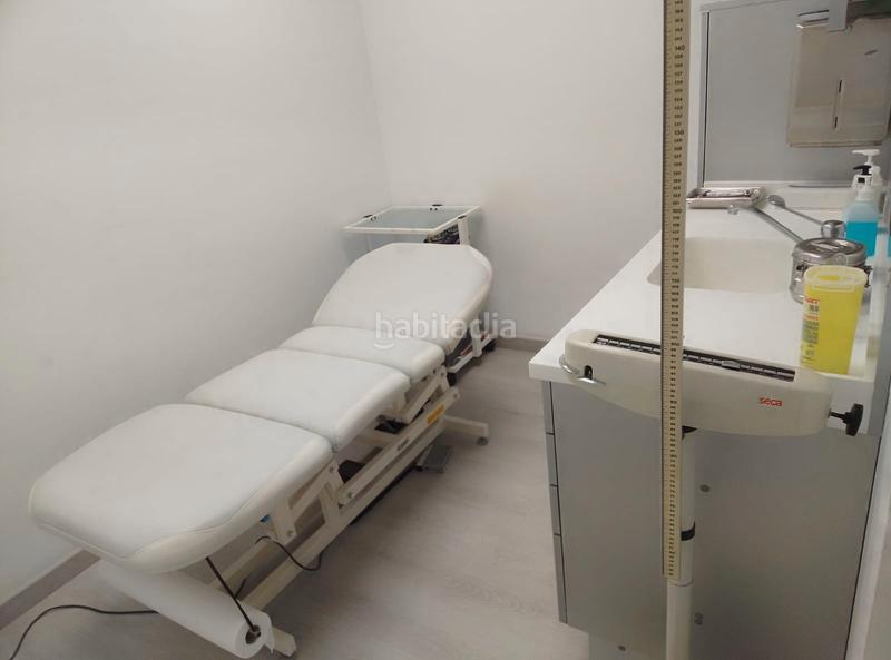 Foto cdcac9cc-9a4d-4605-8b2c-71631b37731d. Pas-de-porte local commercial dans Centre - Estació Sant Cugat del Vallès