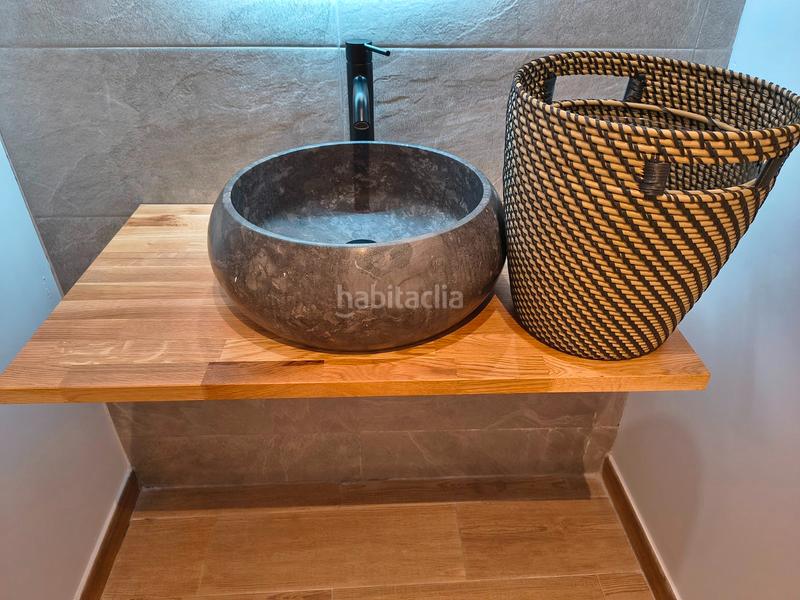 Foto 98522e4f-fa9a-4f58-bbf8-f3b8156c12a4. Trapasso locale commerciale con riscaldamento in Centre-Estació Gavà