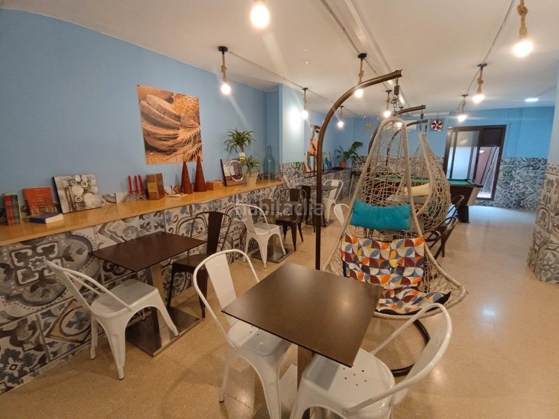 Foto 689d2cb0-456e-40ed-be74-f7dce953906e. Trapasso locale commerciale con riscaldamento in El Camp de l´Arpa del Clot Barcelona