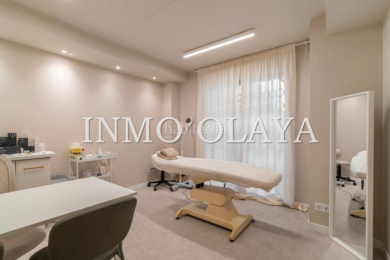 Foto 8215b8a4-ab1c-4155-80fd-1cc1900c1a68. Local commercial dans Barri de les Corts Barcelona