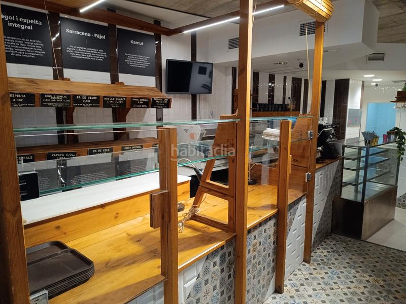 Foto a2c00db5-ec66-4db4-b307-4e3e23539f38. Pas-de-porte local commercial avec chauffage dans Barri de les Corts Barcelona