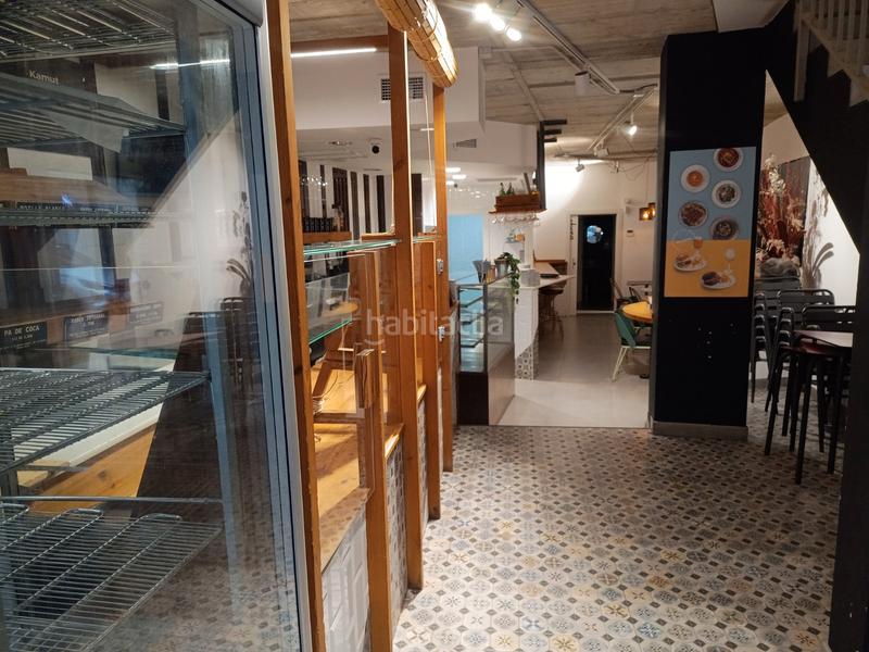 Foto 9910eafe-71fc-4376-a269-ec9d17063a38. Trapasso locale commerciale con riscaldamento in Barri de les Corts Barcelona