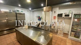Traspàs Local Comercial a Els Pins. Traspaso de pizzeria  take away con servicio a domicilio en blan