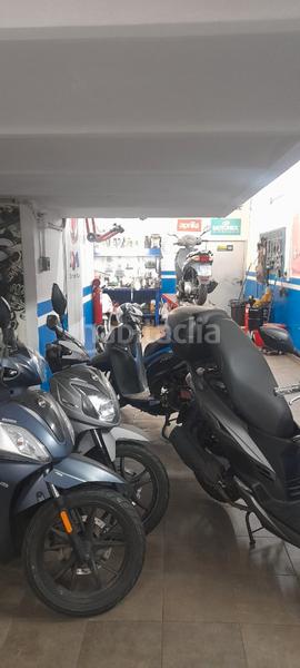 Foto 4e940ab0-0ec0-4ca9-9b59-e0b87cbf95fc. Traspaso local comercial traspaso taller mecánico de motos en eixample , en Barcelona