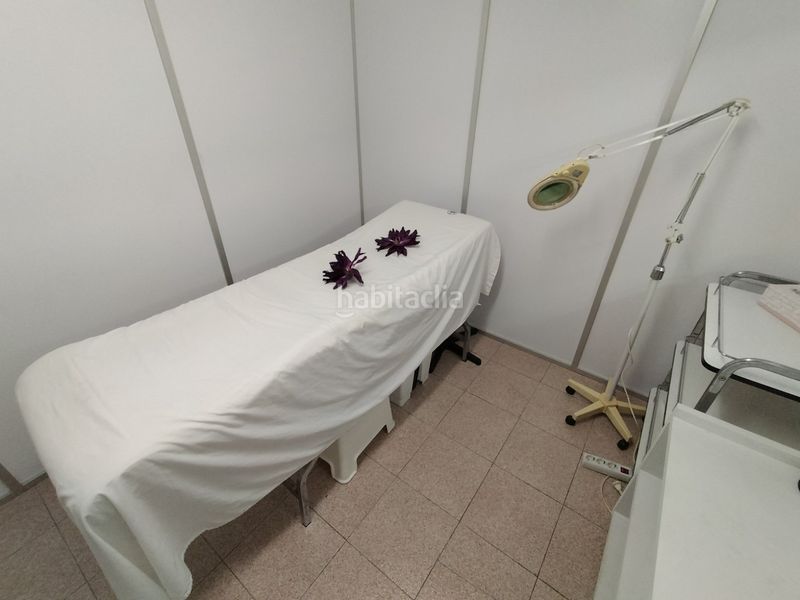 Foto b8a3ec2a-1f37-420a-8444-c370df4820ee. Local comercial a Dreta de l´Eixample Barcelona