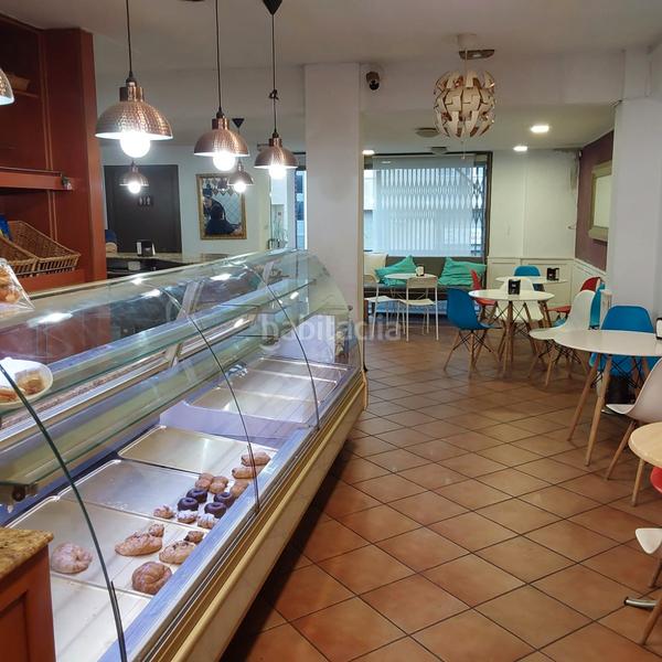 Foto 4c885407-c2d8-4591-ae15-1c48da978d42. Traspàs local comercial amb calefacció a Sant Pere Nord Terrassa