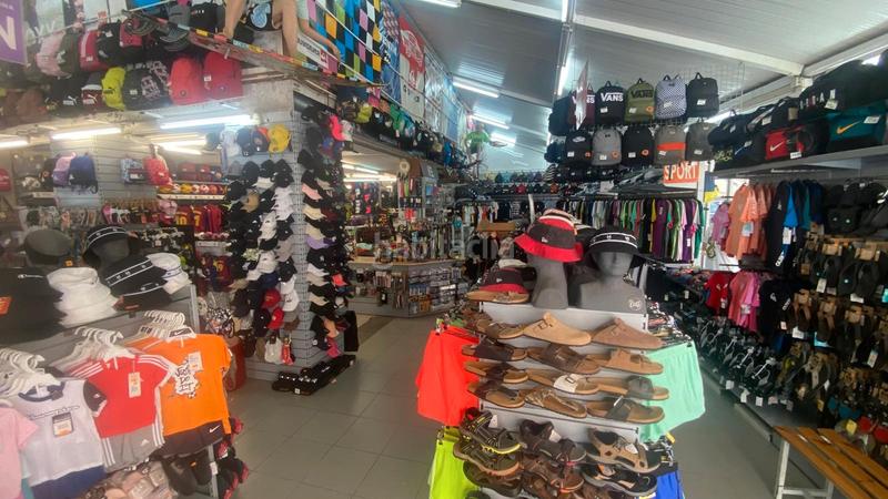 Foto bdfec569-3528-470a-afe8-7522aa3831f7. Traspàs local comercial amb calefacció a Els Pins Blanes