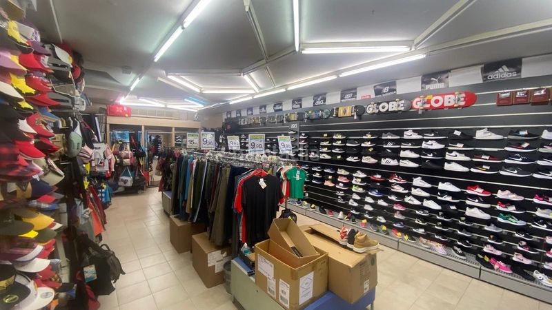 Foto 9690cafc-7478-47ae-9e8c-1179307bd958. Lloguer local comercial amb calefacció a Els Pins Blanes