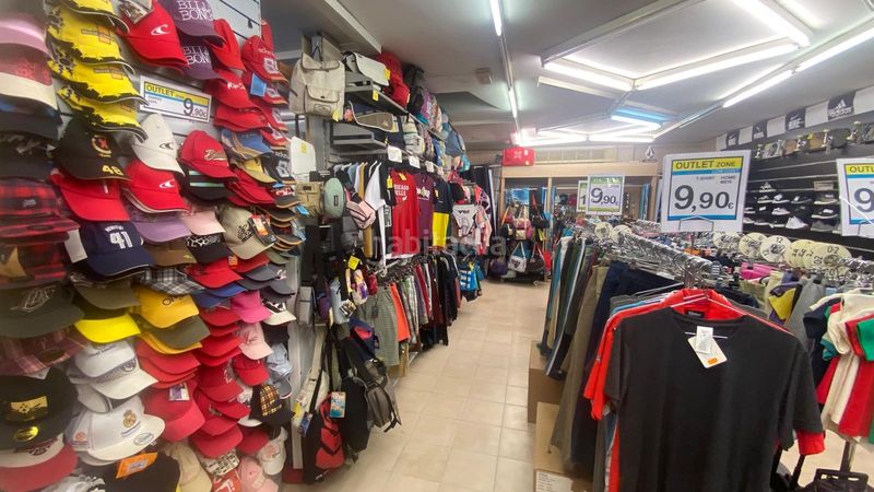 Foto cd3325e1-1233-4c06-9533-7e4239adea16. Lloguer local comercial amb calefacció a Els Pins Blanes