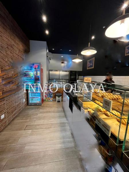 Foto 52ee1aff-7345-4625-9a26-0739cdb00cf2. Pas-de-porte local commercial dans St. Pere - Sta. Caterina - El Born Barcelona