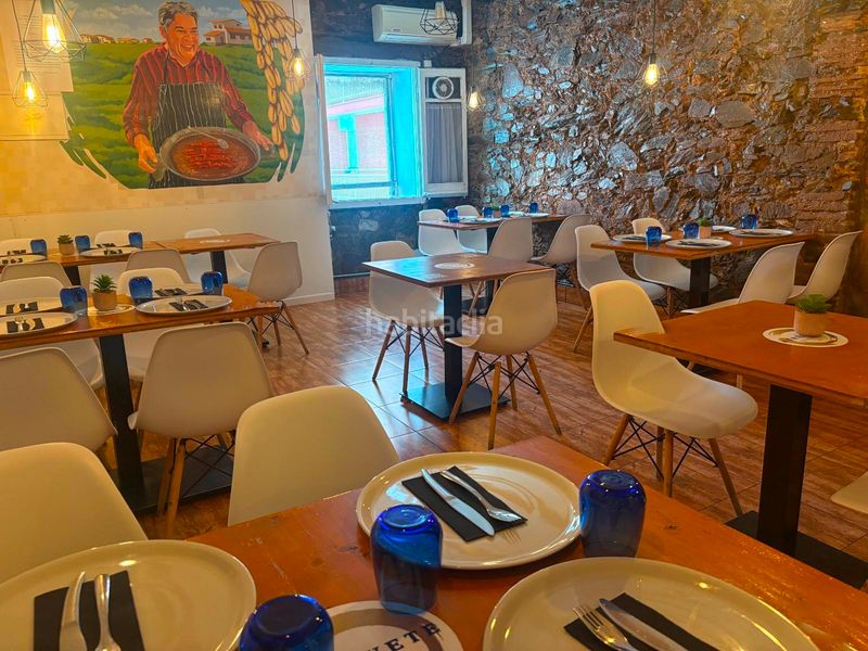Foto a46b04f7-8c5a-4274-85a1-57ac7988b8e4. Traspaso local comercial traspaso restaurante en Centre Sant Boi de Llobregat