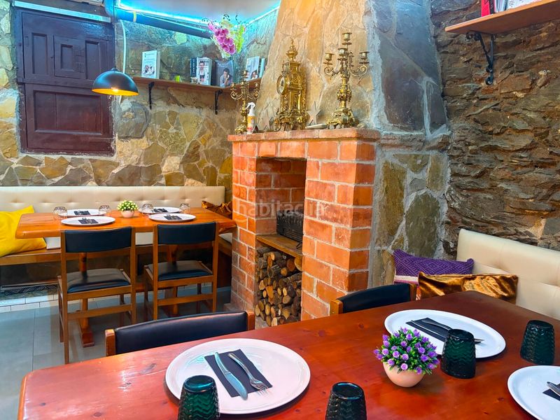 Foto f37c1a78-fd7b-42af-9cc3-d1afbfab0d6b. Traspaso local comercial traspaso restaurante en Centre Sant Boi de Llobregat
