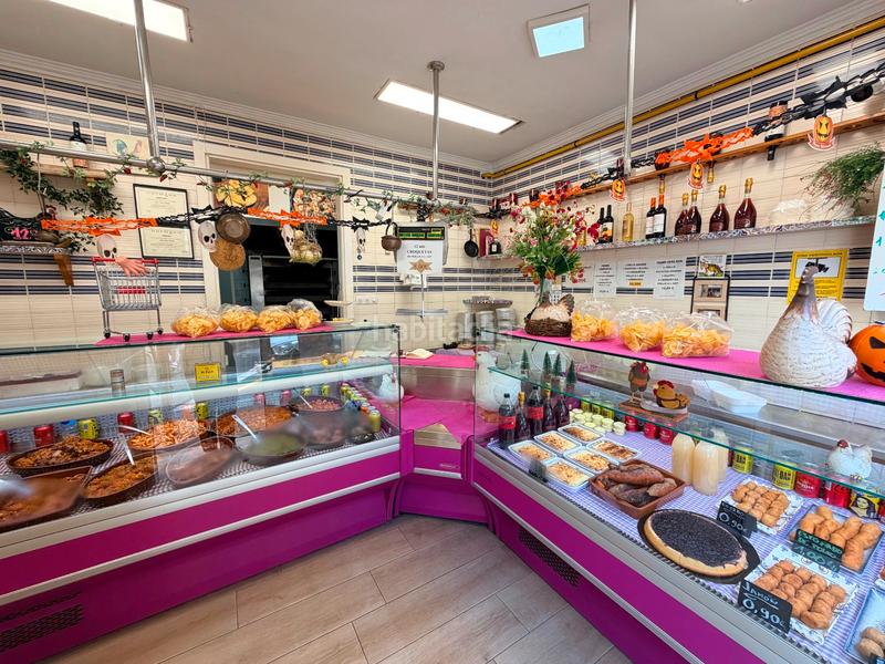 Foto 56851403-50ea-434e-b68c-6e613d385154. Trapasso locale commerciale con riscaldamento in El Poble Sec - Parc de Montjuïc Barcelona