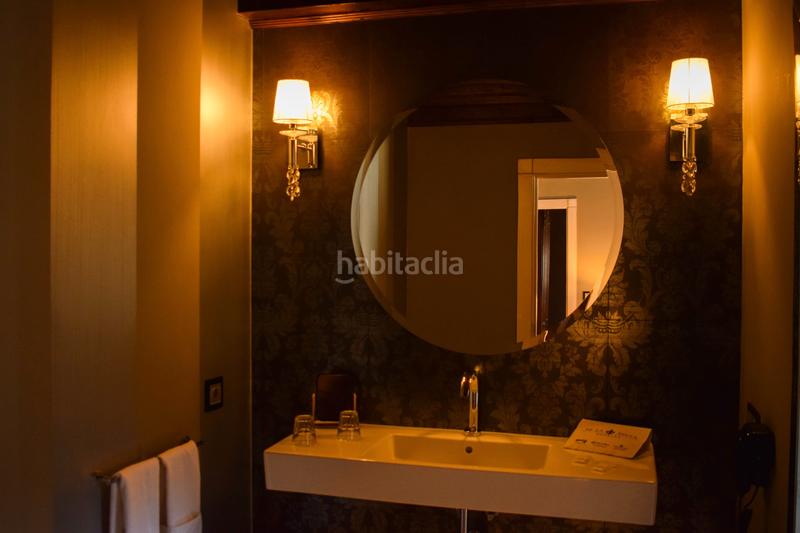 Foto b554a0cf-6071-4e06-b82a-9d9dbf7eef37. Edifici a Cartes