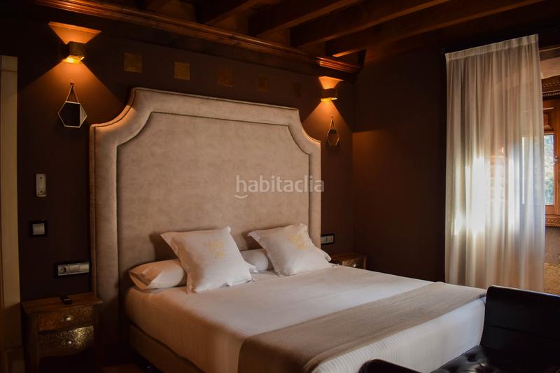Foto c1faa0e0-4f88-4161-834c-412c5f966d5a. Edifici a Cartes