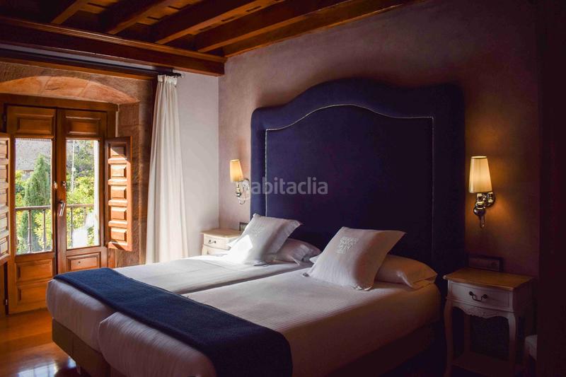 Foto de0773cb-b4e2-4b80-be71-3b6332f47fd9. Edifici a Cartes