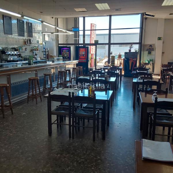 Foto 7612a8d3-63b5-4e14-87fb-8846ecb0088f. Locale commerciale con riscaldamento in Zona Industrial Rubí