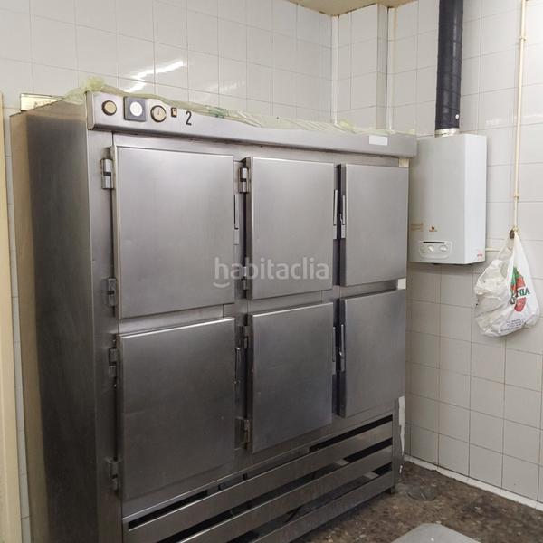 Foto fe37ff2b-f5e1-4a94-af4a-f8a869018cc9. Locale commerciale con riscaldamento in Zona Industrial Rubí