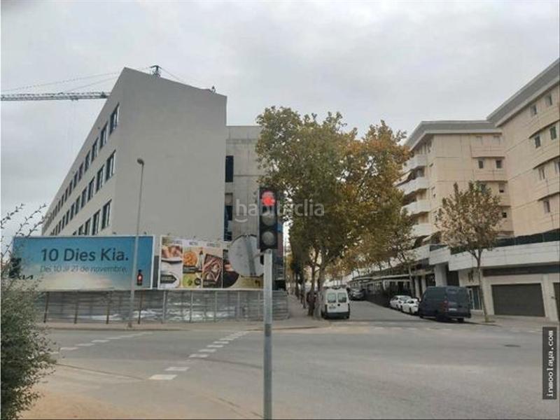 Foto a3c049a1-2437-4653-b710-413c1d6b6482. Traspàs local comercial amb calefacció a Port Badalona