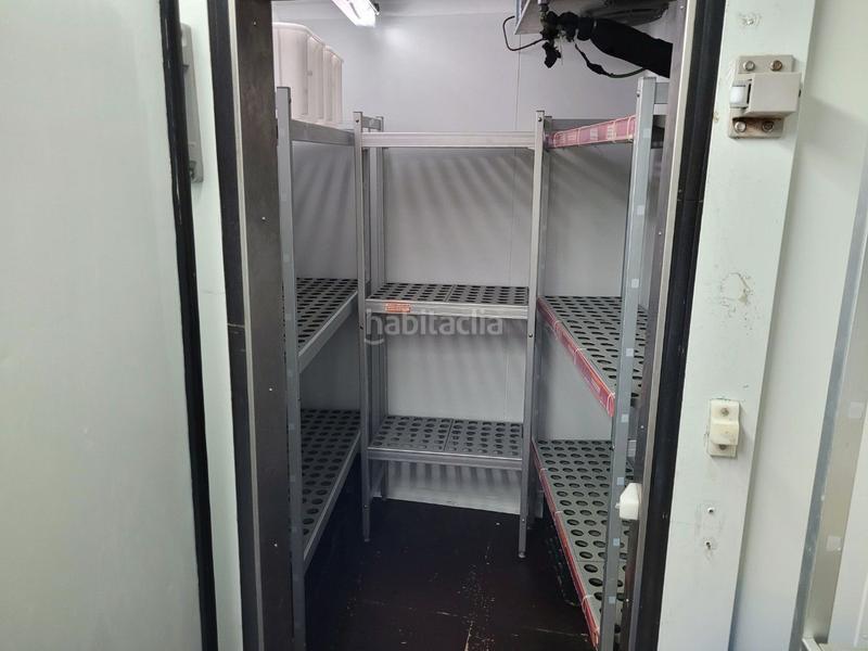 Foto 40eff6c1-3f4b-44c4-9166-33aabb398113. Piso venta de rostisseria en Collblanc en Collblanc Hospitalet de Llobregat (L´)