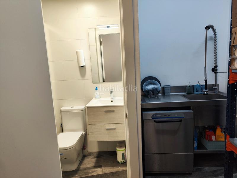 Foto 144d0fcc-97b0-4754-b705-8a3788106da5. Transfer business premise with heating in El Camp de l´Arpa del Clot Barcelona