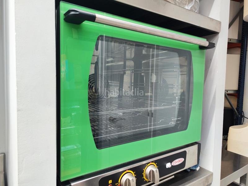 Foto 4f316fd6-c026-4897-ae4d-63047708fb69. Umzug geschäftsraum mit heizung in El Camp de l´Arpa del Clot Barcelona