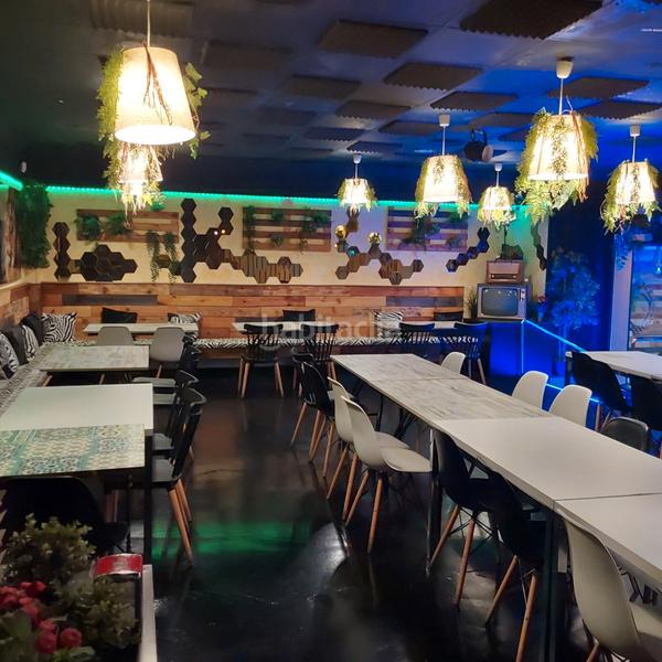 Foto ffe29c31-09e2-49c7-886d-74284831b90e. Pas-de-porte local commercial avec chauffage dans Gràcia Sabadell