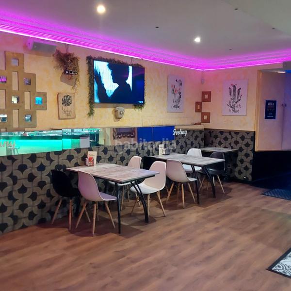 Foto ad26cd84-a2a2-449b-be81-ce58ecdcd6b0. Trapasso locale commerciale con riscaldamento in Gràcia Sabadell