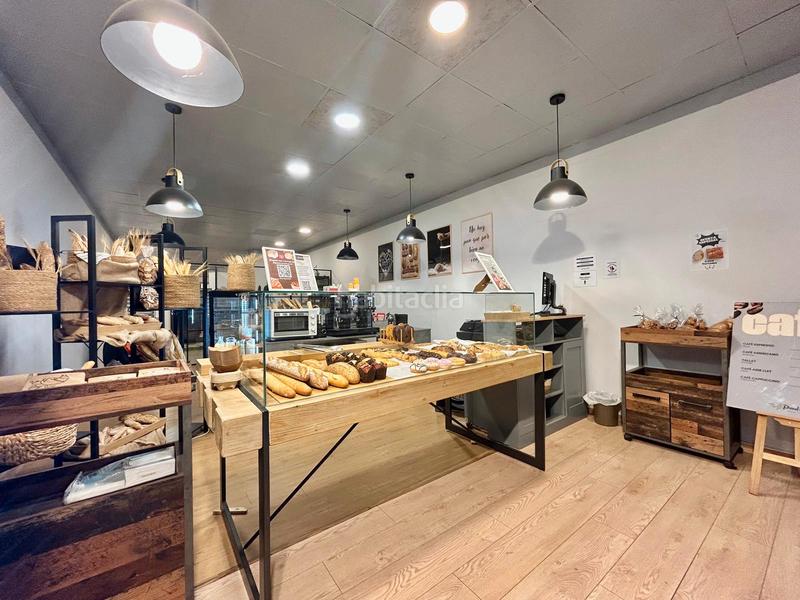 Foto 499af042-4651-45a3-ba86-d3641877587f. Pas-de-porte local commercial avec chauffage dans La Nova Esquerra de l´Eixample Barcelona