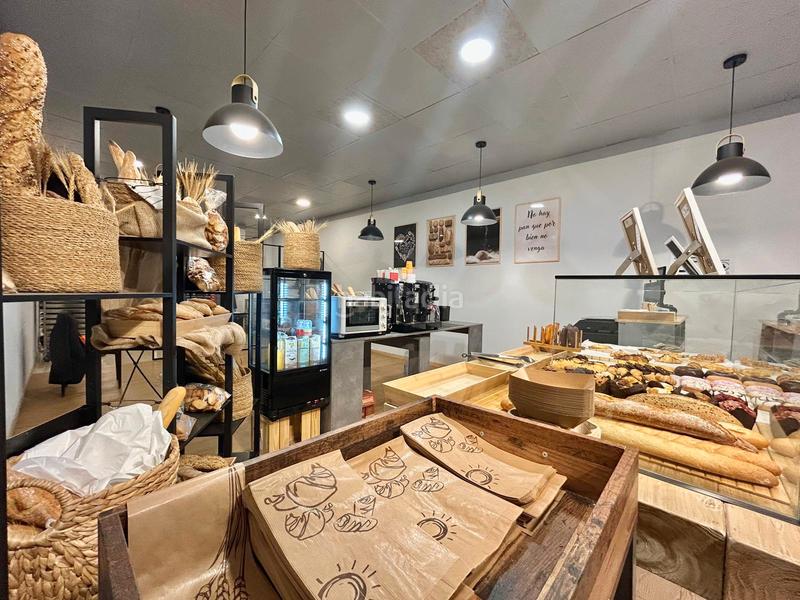 Foto 3fbd3ba3-729c-4218-962a-14c3734e433d. Traspàs local comercial amb calefacció a La Nova Esquerra de l´Eixample Barcelona