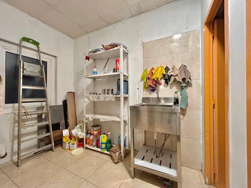 Foto 8267914b-2e90-4672-bfcf-5e4998e4a5ed. Traspàs local comercial amb calefacció a La Nova Esquerra de l´Eixample Barcelona