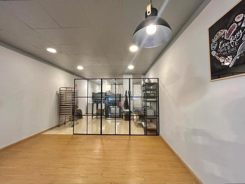 Foto 7543ae75-9361-4986-902e-a7c615b8b54d. Traspaso local comercial traspaso panadería con obrador en Barcelona