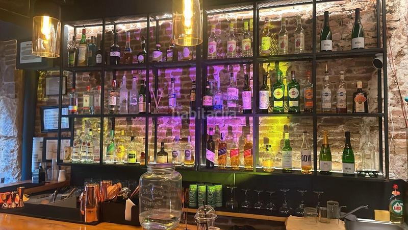 Foto 25d41a44-4466-42db-9550-bb851aeca886. Trapasso locale commerciale con riscaldamento in Gòtic Barcelona