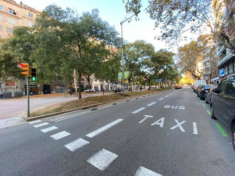 Foto de8193b8-d428-4b1f-88c6-ffeb3dbeabc9. Transfer business premise with heating in L´Antiga Esquerra de l´Eixample Barcelona