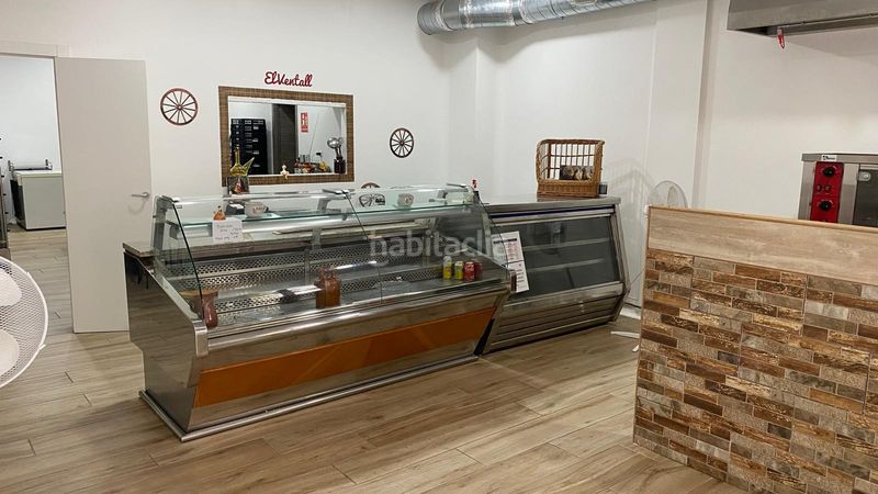 Foto 1782733a-ad59-4f00-a50d-e0047866a085. Traspaso local comercial traspaso de rostiseria take away en Malgrat de Mar