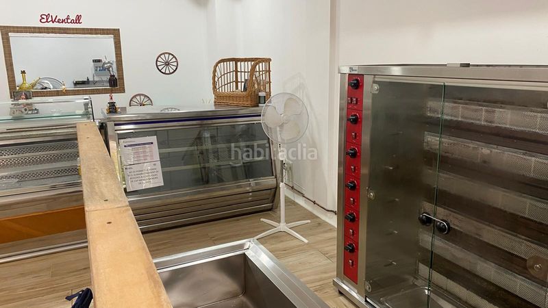 Foto aaa3ae02-ed68-4b29-8e4c-68c8f5f4b178. Traspaso local comercial traspaso de rostiseria take away en Malgrat de Mar