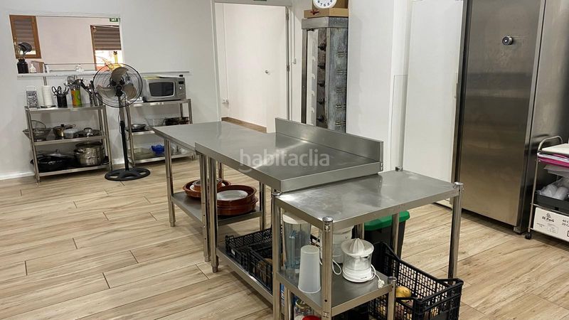 Foto d630babc-c83f-4771-9c73-8f075a031dc9. Traspaso local comercial traspaso de rostiseria take away en Malgrat de Mar
